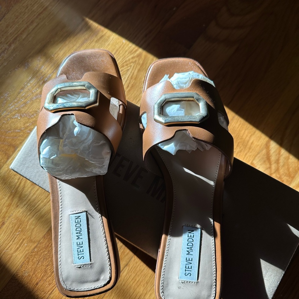 Steve Madden Tan Slide Sandals with Double Buckle